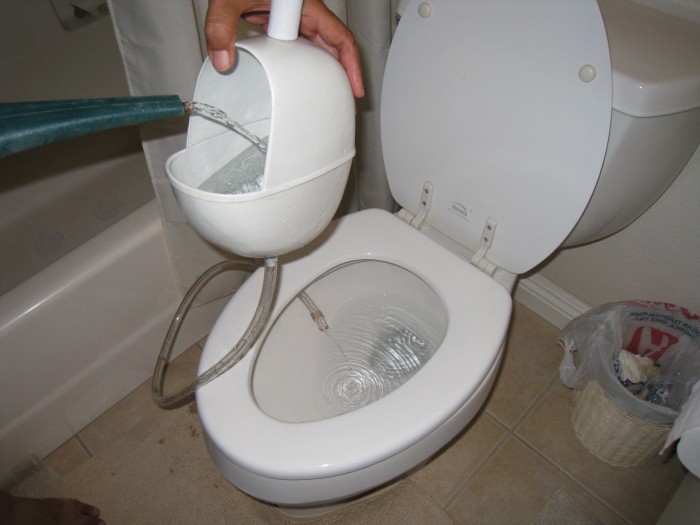 Buy the patent: (: SPLASHBUSTER :) A PORTABLE URINAL APPARATUS (Patent ...